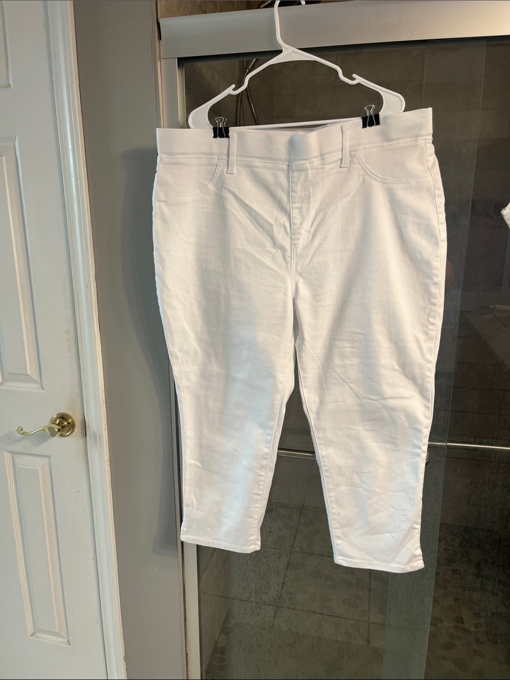 Terra & Sky White Cropped Ankle Pants